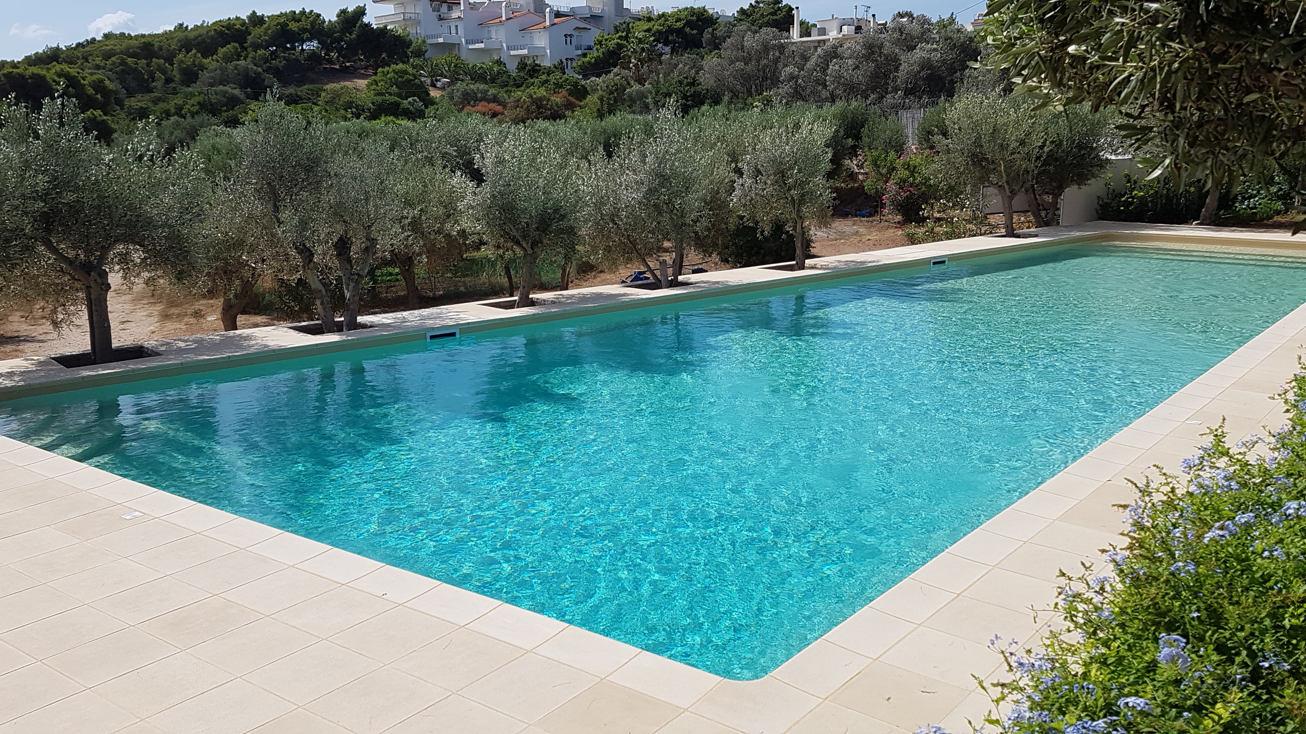 Private pool